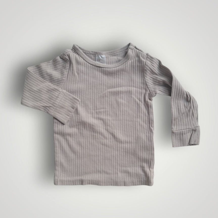 T-shirt | H&M | 6-9 mois