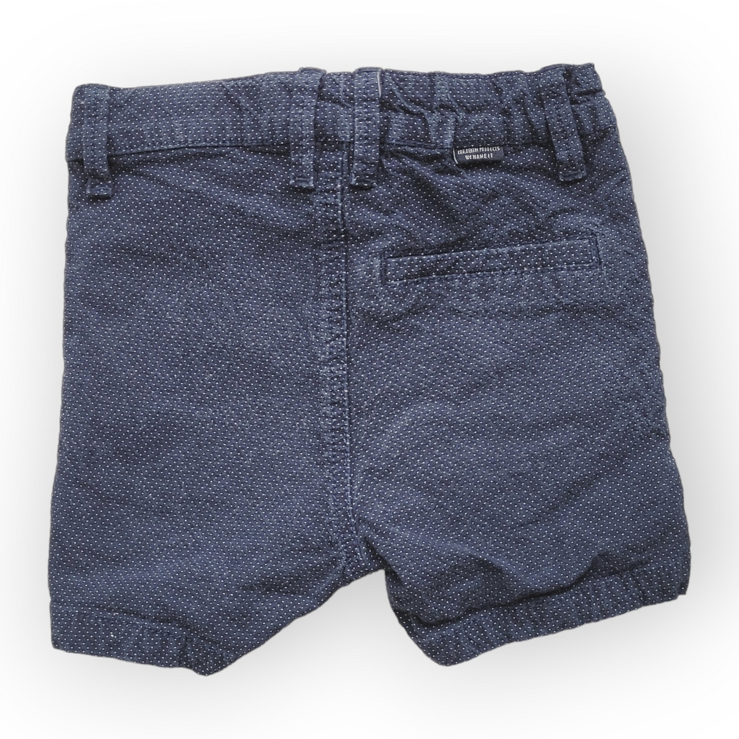 Short | Name it | 1/2 - 2 ans