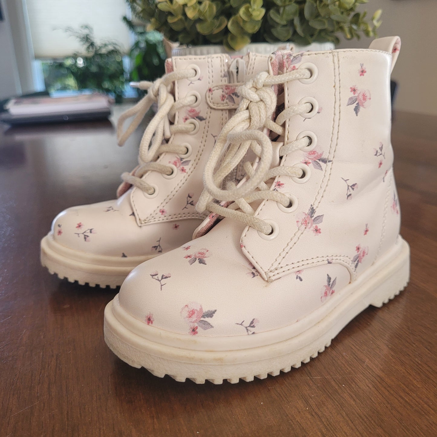 Bottes | Next | Gr. 6