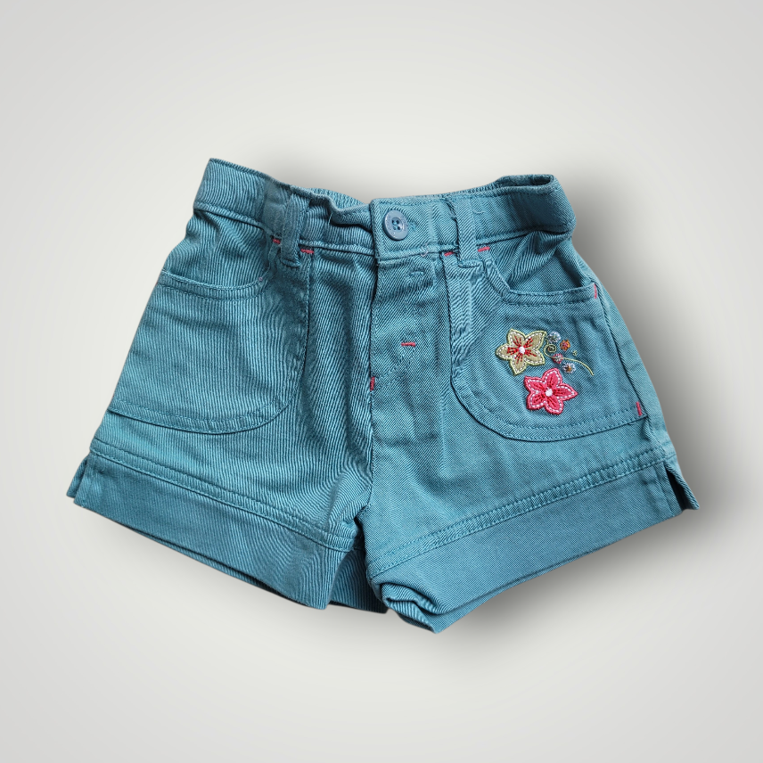 Short | Calin Caline | 2 ans