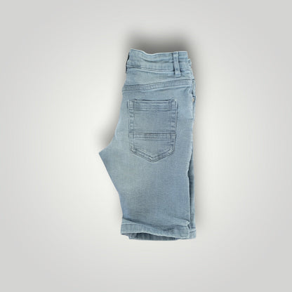 Short | Next | 7 ans