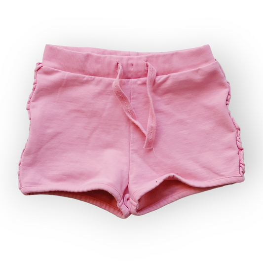 Short | Name it | 1/2 - 2 ans