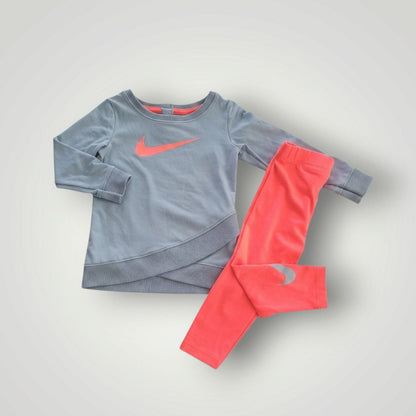 Ensemble | Nike | 18 mois